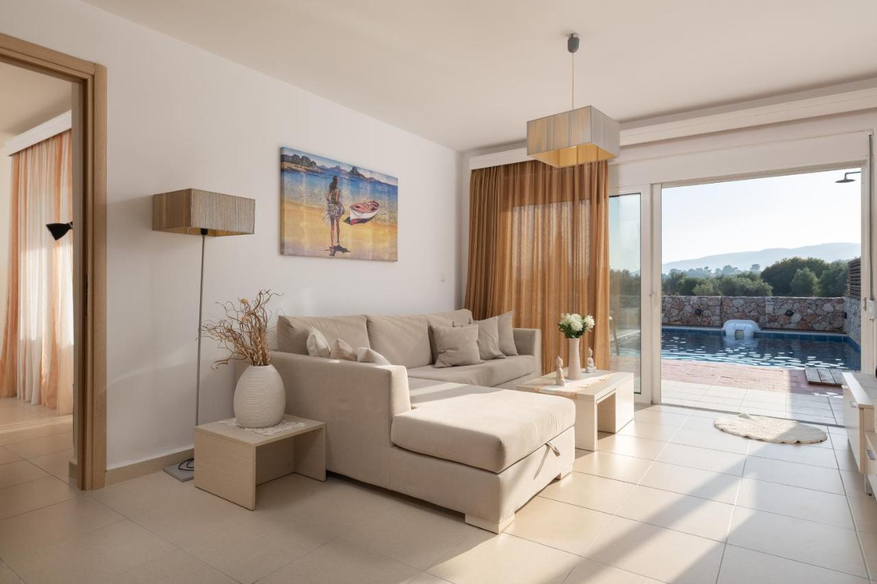 Next To Haraki Beach , Taverns Bars & 10 To Lindos Charaki Exterior foto