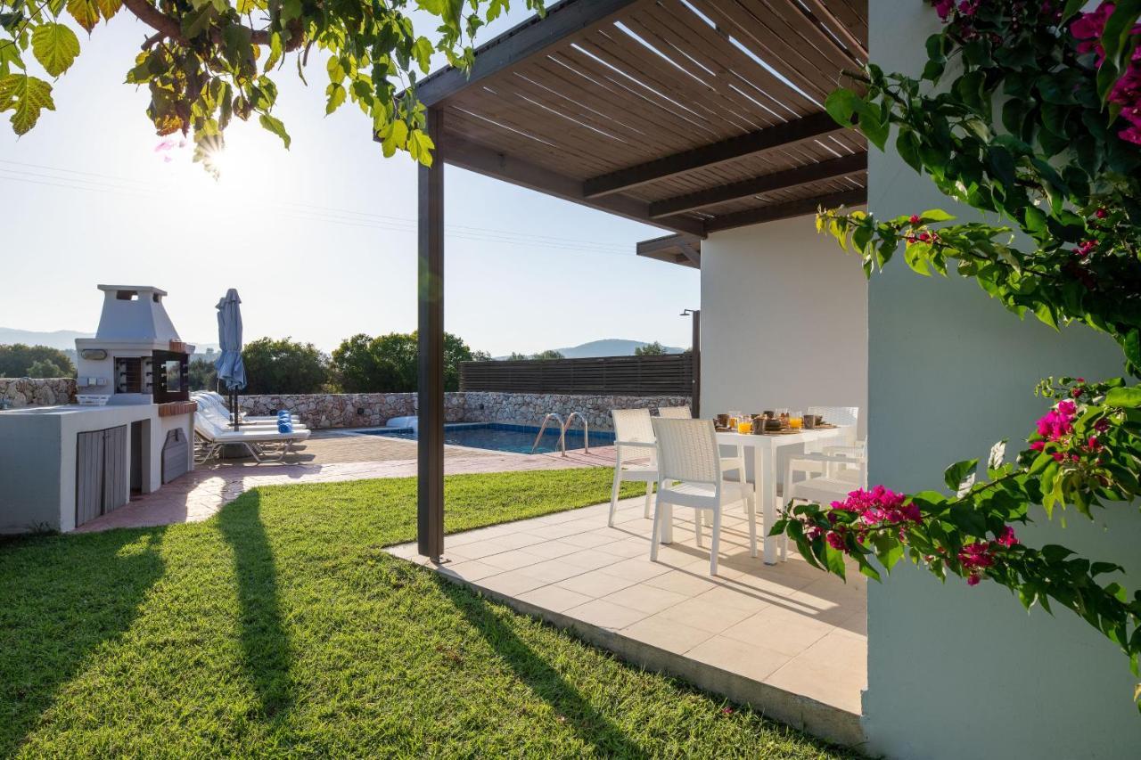Next To Haraki Beach , Taverns Bars & 10 To Lindos Charaki Exterior foto